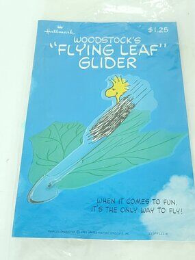 Hallmark Woodstock's Flying Leaf Glider 1965 Peanuts